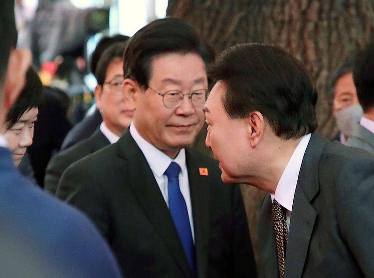 李在明案二审无罪 尹锡悦案悬而未决 “政坛韩剧”即将迎来大结局