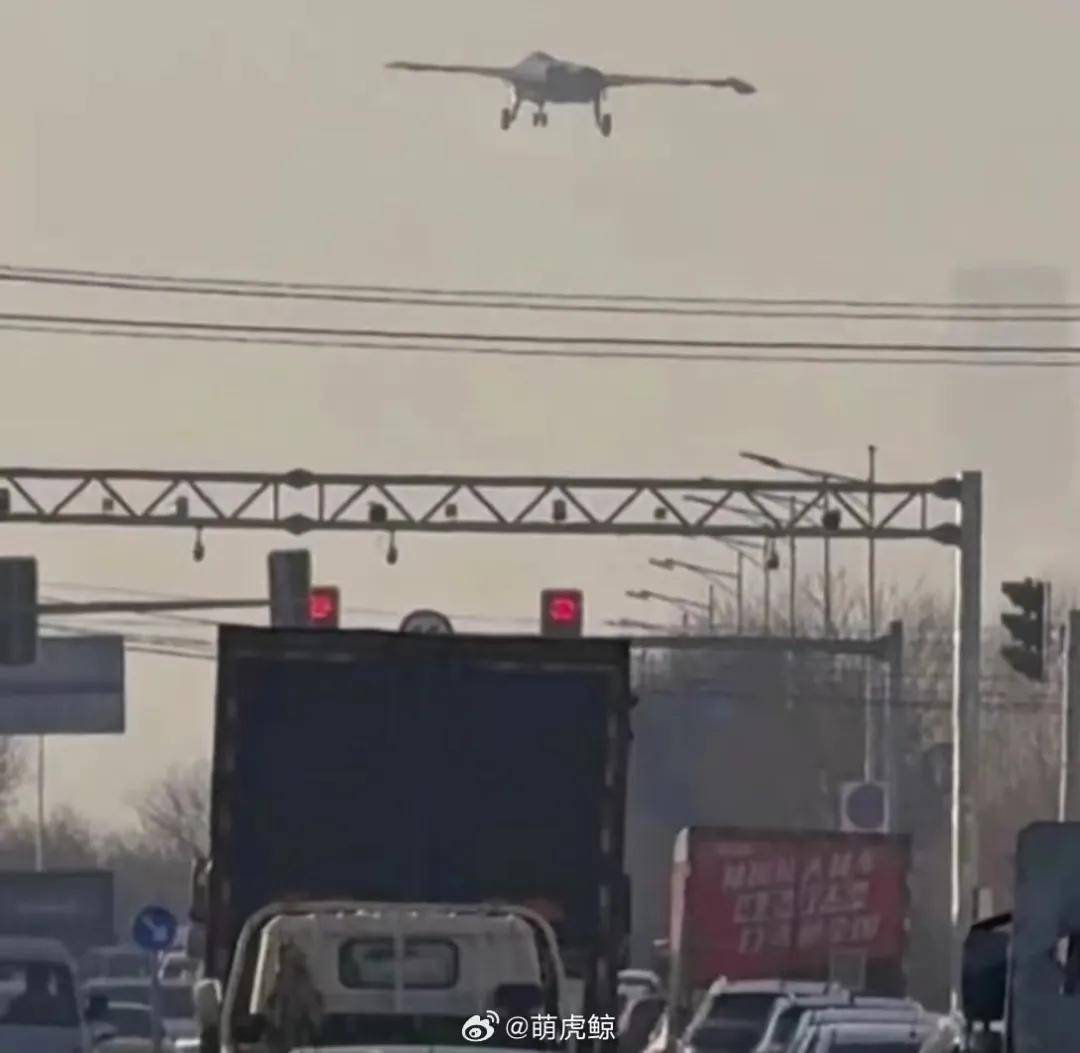 歼-20都可以下岗了？比歼-36更神秘的北六代性能如何？