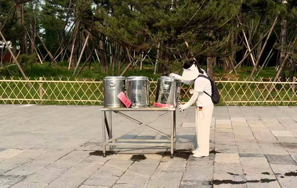 印乐上任首月，少林寺的变与不变：生意少了，喧闹还在