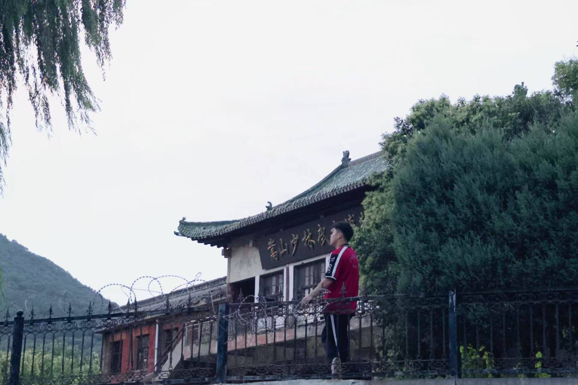 印乐上任首月，少林寺的变与不变：生意少了，喧闹还在
